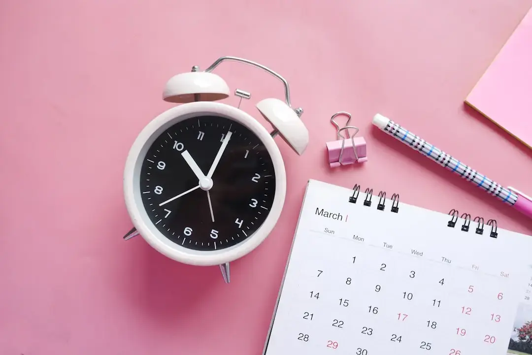 Cum să îți organizezi timpul pentru a pune preț pe relațiile și activitățile esențiale