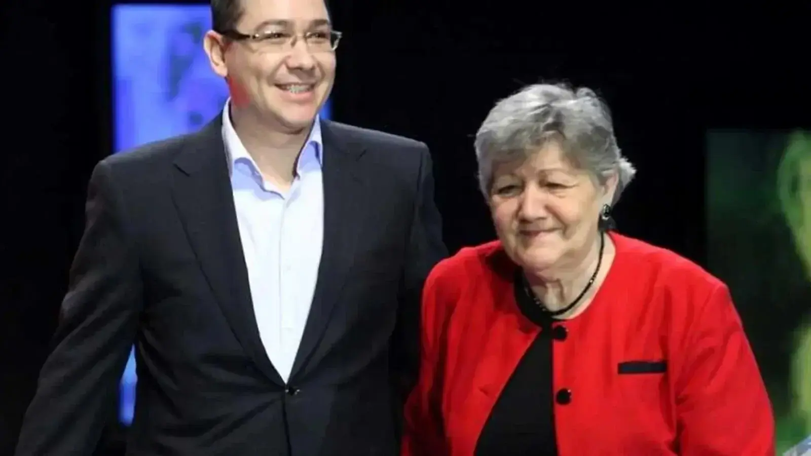 Prima reacție a lui Victor Ponta după pierderea mamei sale: „O mamă și o bunică minunată”